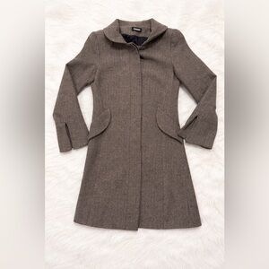 Chic Tan Women's Trench Coat